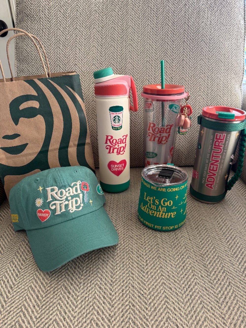 SOLD OUT - Full Set Starbucks x Dandy Worldwide Limited Bottle Hat 24oz NEW - Picture 2 of 2